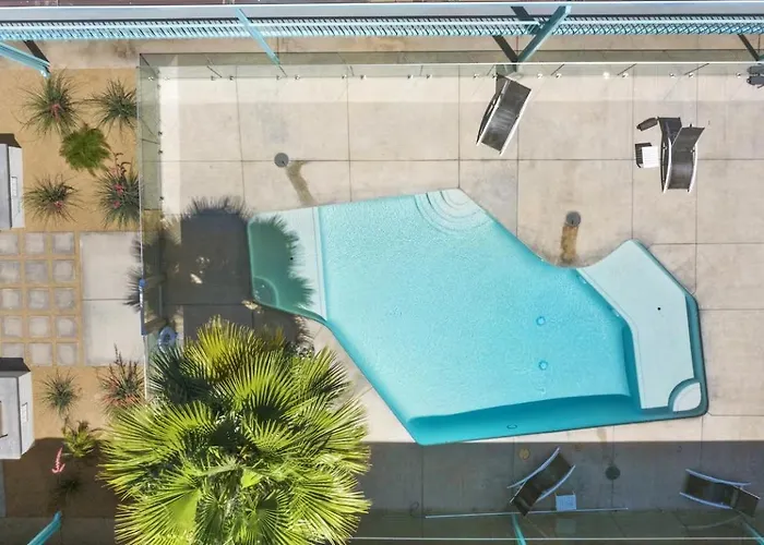 Gasthof Dtph Urban Escape - Pool