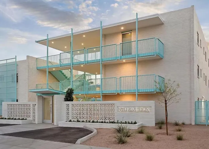 Gasthof Dtph Urban Escape - Pool Phoenix